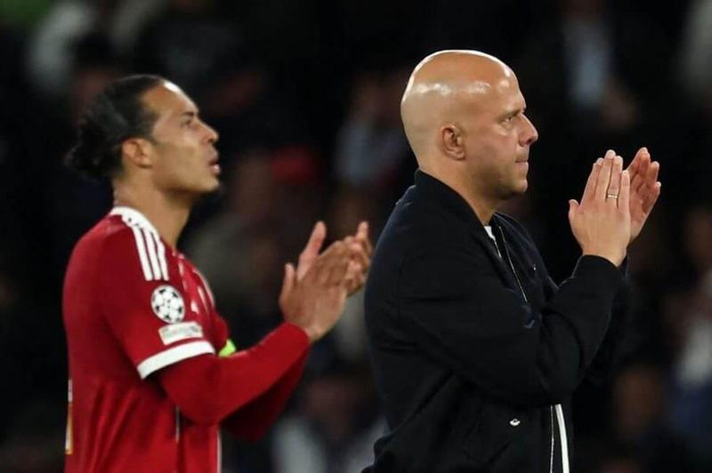 A Morte do Pragmatismo: Como a Nossa Geometria no Meio-Campo Anulou o Liverpool